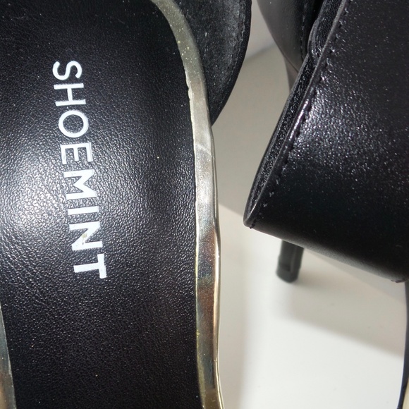 *SOLD* Open Toe Ankle Strap Stiletto Heels - Picture 4 of 7